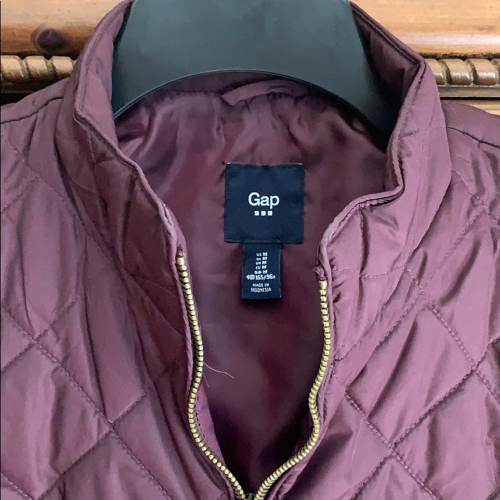Gap Quilted Vest! - Picture 2 of 3